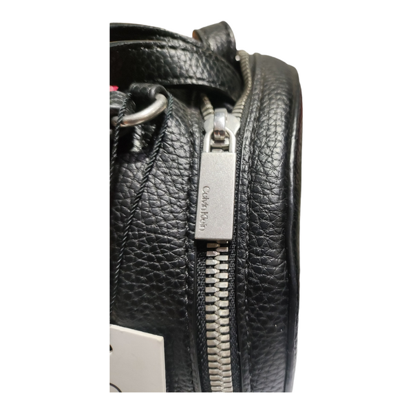 Calvin Klein Negro Crossbody